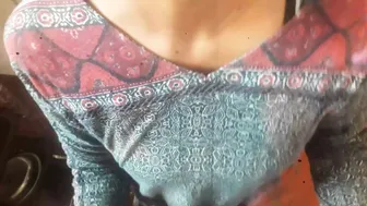 Indian Housemaid Getting Fucked From Behind While Cooking Dinner