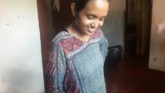 Indian Housemaid Getting Fucked From Behind While Cooking Dinner