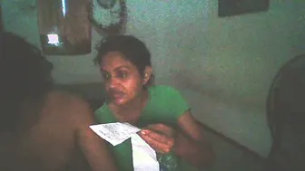 Indian Guest Cannot Pay Hotel Bill So She Spreads Legs For The Manager