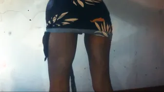 Lonely Sri Lankan Mrs. Perera Seduces The Neighbor In Her Bedroom