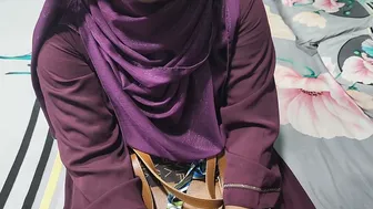 Indian College Girl Spreads Legs Wide For Her Professor's Hard Dick