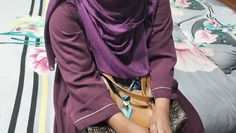 Indian College Girl Spreads Legs Wide For Her Professor's Hard Dick