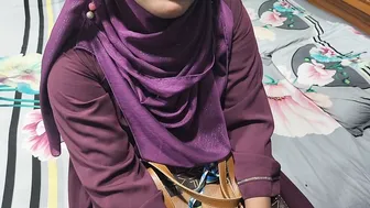 Indian College Girl Spreads Legs Wide For Her Professor's Hard Dick