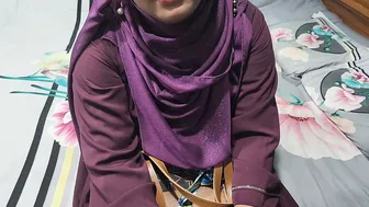 Indian College Girl Spreads Legs Wide For Her Professor's Hard Dick