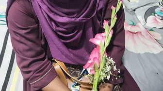 Indian College Girl Spreads Legs Wide For Her Professor's Hard Dick