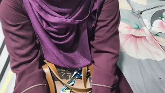 Indian College Girl Spreads Legs Wide For Her Professor's Hard Dick