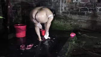 Aunty Caught Naked In The Bathroom While Washing Her Curvy Body