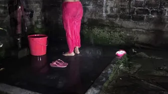 Aunty Caught Naked In The Bathroom While Washing Her Curvy Body