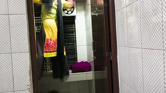 Indian Aunty Bent Over Cleaning Gets Surprise Anal From Eager Nephew