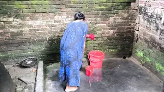 Indian Nephew Barges In On Bathing Aunty And Takes Her Right There
