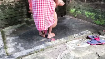 Indian Nephew Barges In On Bathing Aunty And Takes Her Right There