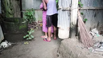 Indian Nephew Catches Aunty Cleaning Yard And Fucks Her On The Spot