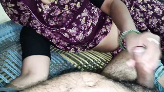 Indian Stepdaughter Eagerly Sucks Off Her Horny Stepfather At Home