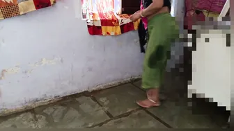 Desi Bahu Fingering Her Pussy In Petticoat While Sasur Watches Her