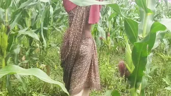 Desi Girl Getting Her Ass Pounded Hard In Open Fields Of Indian Village