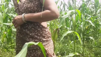 Desi Girl Getting Her Ass Pounded Hard In Open Fields Of Indian Village