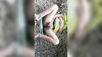 Desi Daughter-In-Law Lifting Clothes In Jungle Fingering For Brother-In-Law