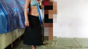 Horny Desi Stepsister In Black Saree Strips Bra And Begs For Sex Right Now