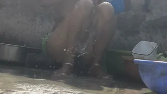 Maternal Uncle's Niece Bathes Nude In Bathtub At His House Secretly