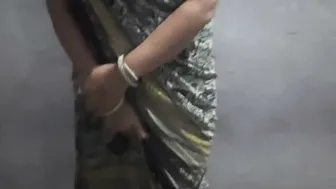 Slim Waisted Bhabhi Flaunts Her Fat Ass Making Her Devar Rock Hard Quick