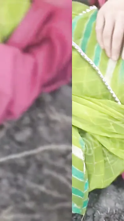 Indian Bhabhi Fingering Her Pussy In The Open Jungle Near The Fields
