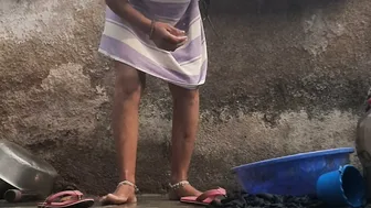 Desi Couple Fucks Passionately In Open Courtyard Of Their Small Indian Village