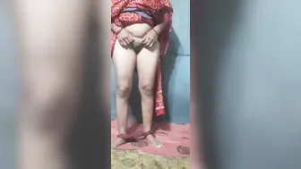 Desi Daughter-In-Law Seduces Father-In-Law Wearing Red Saree At Home