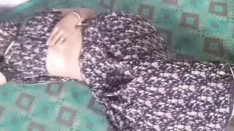 Desi Bhabhi Has Tremendous Sex With Neighbor In Village Home