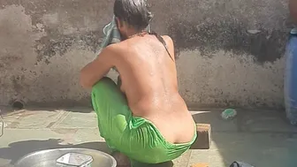 Desi Stepbrother Catches Older Stepsister Bathing In Open Bathroom