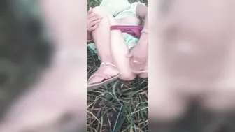 Desi Sister In Law Rubs Fat Ass In Wheat Field Teasing Brother In Law