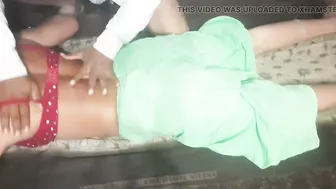 Indian Bhabhi Gets Full Body Massage And Handjob From Masseur At Home