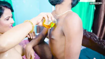 Busty Indian Aunty Moaning Loud While Getting Pounded With Honey Spread