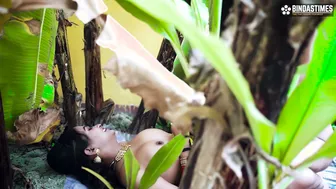 Desi Bhabhi Getting Pounded By Devar In Banana Grove Wearing Her Glasses