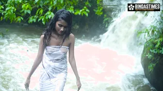 Indian Girl Sudipa Having Sex At Waterfall And Swallowing Cum In Her Mouth