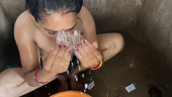 Indian Bhabhi Caught Naked Bathing In Bathroom By Her Devar