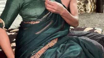 Desi Bhabhi Caught By Devar Enjoying Herself Alone In The Bedroom