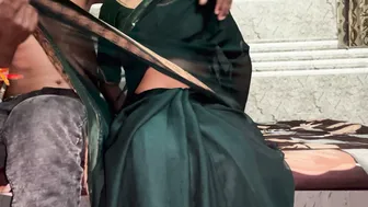 Desi Bhabhi Caught By Devar Enjoying Herself Alone In The Bedroom