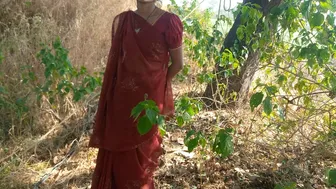 Indian Bhabhi Gets Pounded Hard In The Mustard Fields By Her Lover