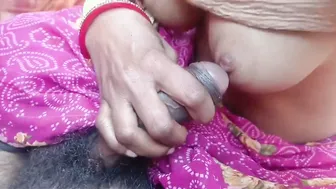 Desi Bhabhi Gets Her Big Tits Massaged Before He Cums All Over Her Face