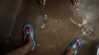 Indian Brother In Law Lures His Alone Sister In Law Into The Bathroom