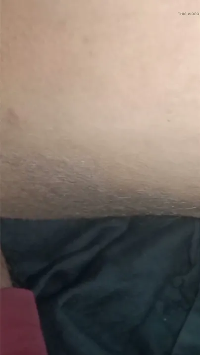Indian Village Aunty Squirting Pussy Juice All Over The Bed Sheets