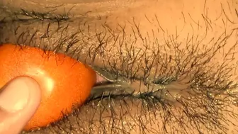 Desi Bhabhi Stuffing Fresh Tomatoes Inside Her Tight Wet Pussy Hole