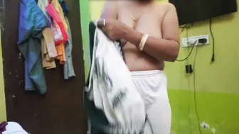 Indian Housewife Pees In Bathroom While Recording For Husband Away