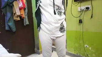 Indian Housewife Pees In Bathroom While Recording For Husband Away