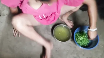 Desi Housewife Strips Bare In Kitchen While Husband Works Late Shift
