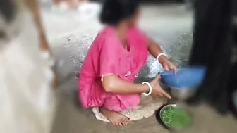 Desi Housewife Strips Bare In Kitchen While Husband Works Late Shift