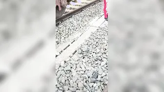 Bengali Bhabhi Caught Peeing Outside In The Open Village Yard