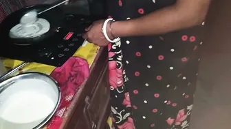 Indian Wife Gets Naked Cooking Rotis Then Fucks Her Man On The Floor