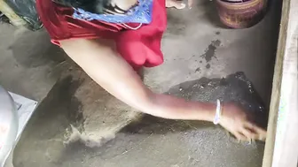 Indian Boudi Strips And Teases Her Body In Homemade Amateur Clip