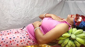 Bengali Boudi Nomita Fucking Her Pussy With Banana From The Kitchen
